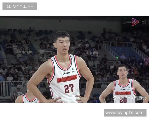 任骏飞引领球队奋勇拼搏展现篮球精神的传奇之路