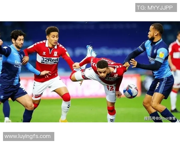 切尔滕汉姆对阵牛津联的精彩较量即将上演,谁能赢得胜利成为焦点 切尔滕汉姆对阵牛津联的精彩较量即将上演,谁能赢得胜利成为焦点