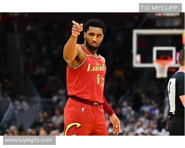 多诺万米切尔：从天赋新星到NBA超级巨星的成长之路