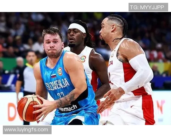 拉瓜伊拉与皇家足球队的激烈对决精彩回顾与赛后分析