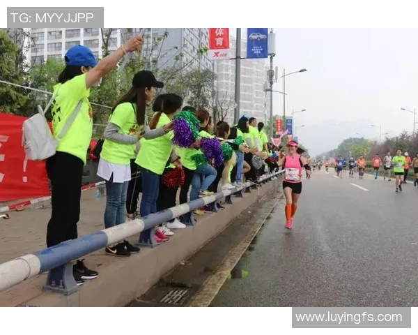 重庆街舞队在马拉松大满贯中的拼搏故事与奋斗精神展现 重庆街舞队在马拉松大满贯中的拼搏故事与奋斗精神展现