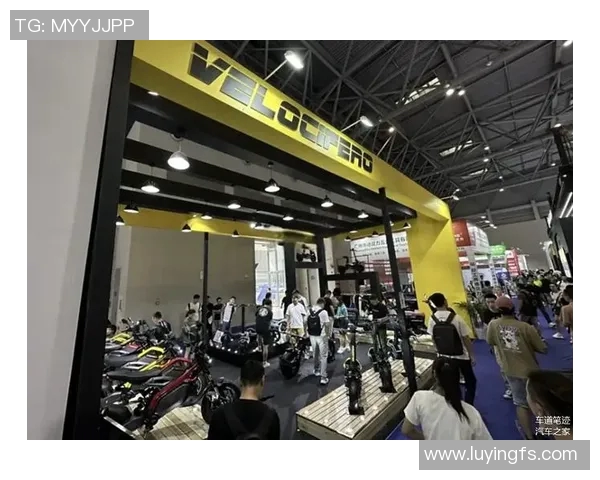 重庆滑板队在全国团队协作排行榜中荣登第九名展现出卓越实力与团队精神 重庆滑板队在全国团队协作排行榜中荣登第九名展现出卓越实力与团队精神