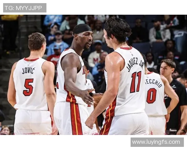 NBA黄蜂与热火精彩对决全场录像回放及赛后分析分享