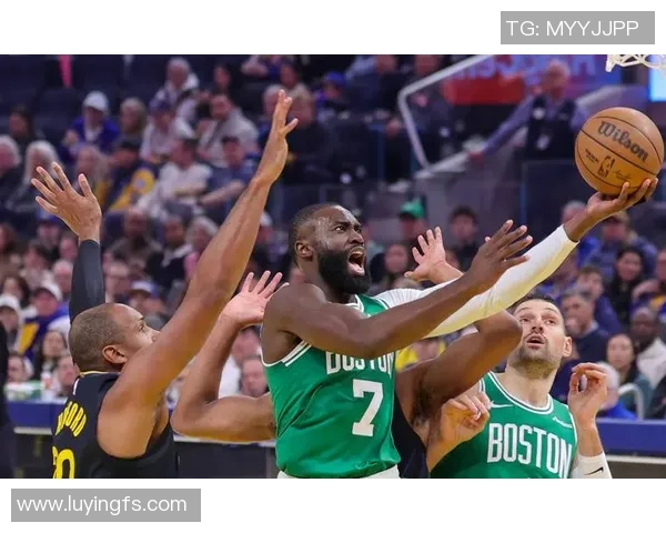 凯尔特人对阵勇士比赛数据分析与精彩瞬间回顾