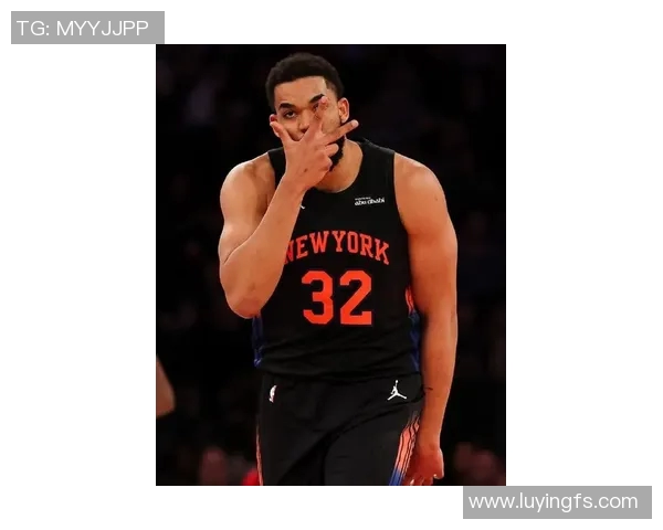 卡尔安东尼唐斯：从新星到领袖的篮球成长之路与未来展望